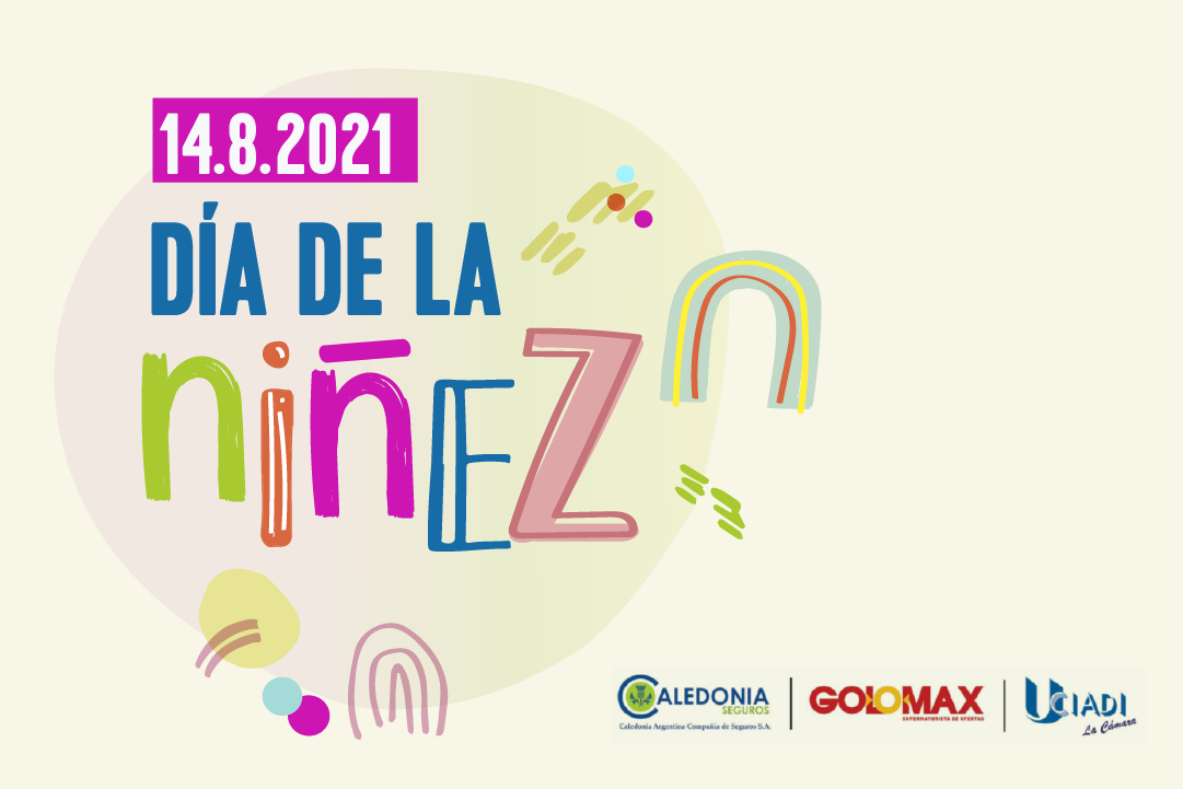 AL AIRE LIBRE, EN LA PLAZA "20 DE FEBRERO"