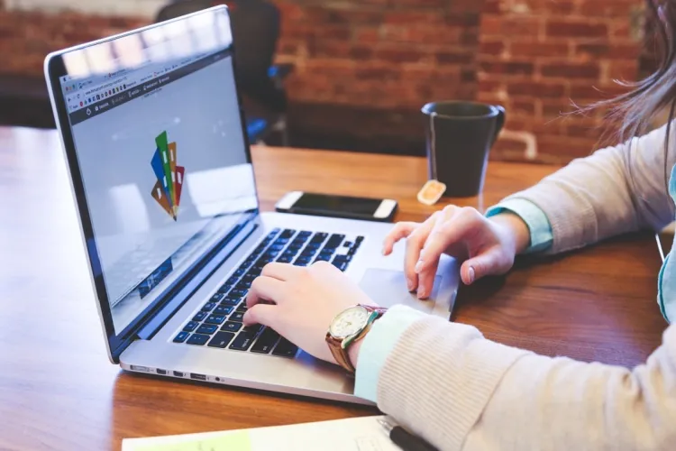 TALLERES CULTURALES A DISTANCIA